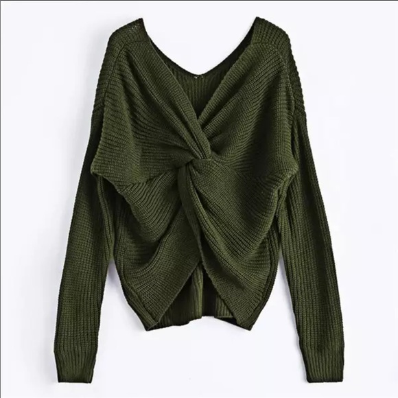 NEW!! V Neck Twisted Sweater - Picture 7 of 8